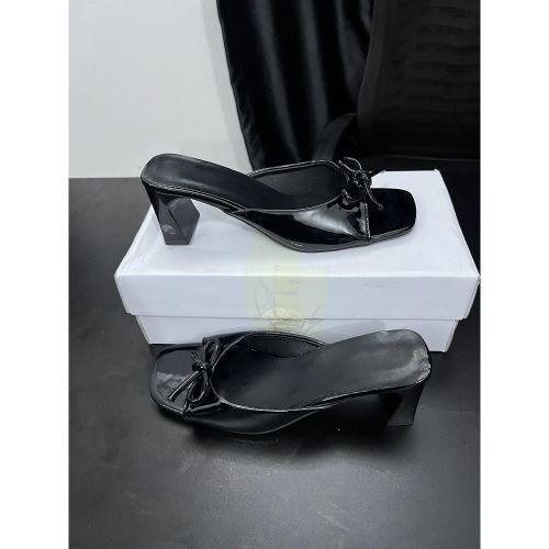 Elegant Bow Detail Mid-Heel Slide Sandals for Women