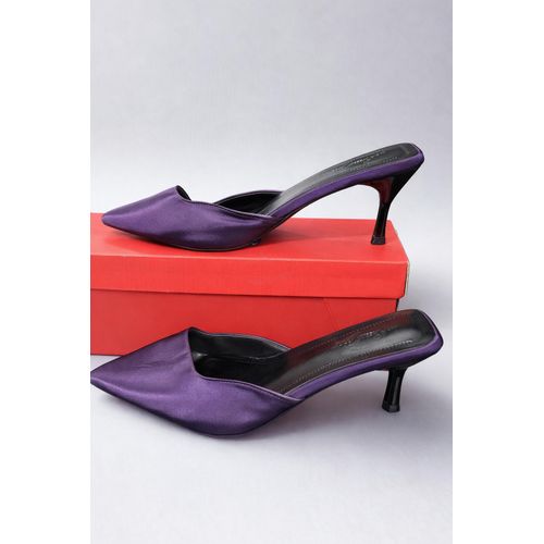 Pointed Toe Slip-On Heels – Elegant Minimalist Mules