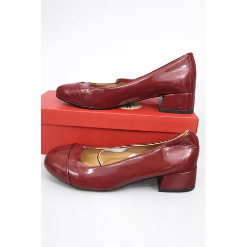 Classic Wine Red Patent Block Heel Pumps – Comfortable Low Heel Work & Dress Shoes